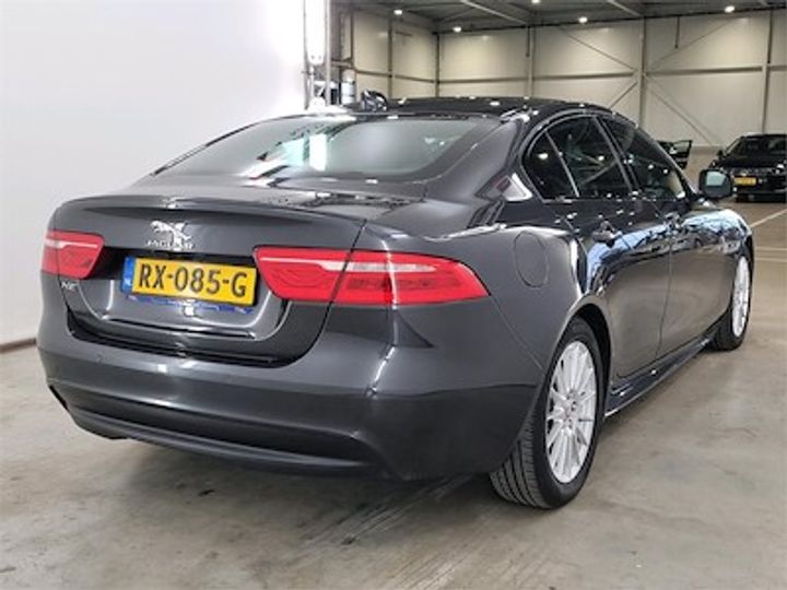 Photo 3 VIN: SAJAB4BN1HCP14651 - JAGUAR XE 