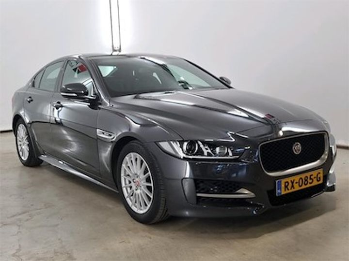 Photo 4 VIN: SAJAB4BN1HCP14651 - JAGUAR XE 