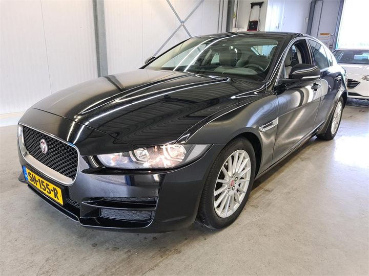 Photo 1 VIN: SAJAB4BN1JCP40270 - JAGUAR XE 