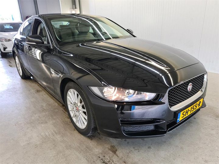 Photo 2 VIN: SAJAB4BN1JCP40270 - JAGUAR XE 