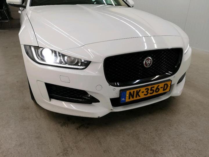 Photo 22 VIN: SAJAB4BN2HCP10933 - JAGUAR XE 