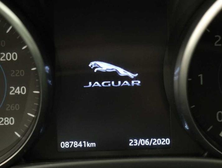 Photo 9 VIN: SAJAB4BN2JCP31402 - JAGUAR XE14 