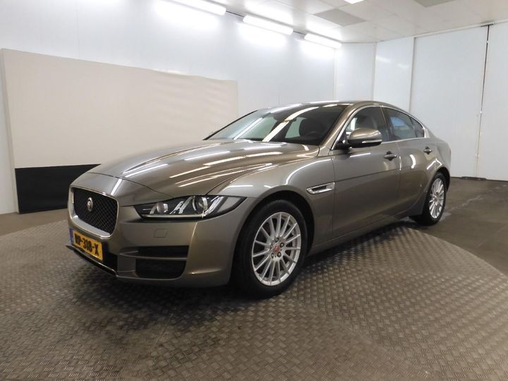 Photo 1 VIN: SAJAB4BN2JCP36356 - JAGUAR XE 