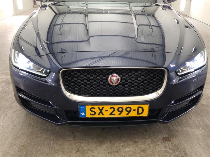 Photo 5 VIN: SAJAB4BN3JCP41856 - JAGUAR XE 