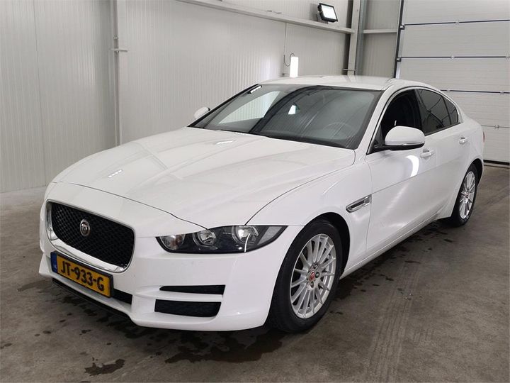 Photo 0 VIN: SAJAB4BN4HA951842 - JAGUAR XE 