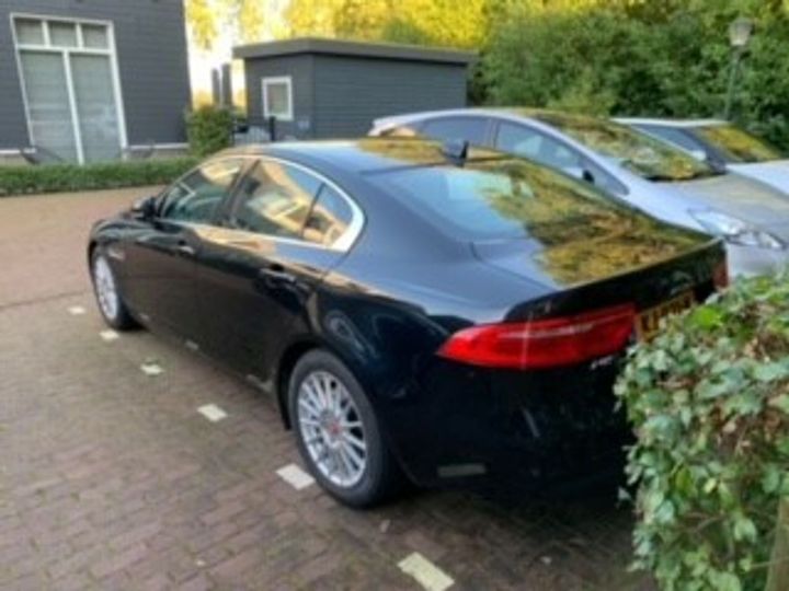 Photo 2 VIN: SAJAB4BN5HCP00123 - JAGUAR XE SALOON 