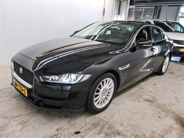 Photo 1 VIN: SAJAB4BN5JCP39669 - JAGUAR XE 