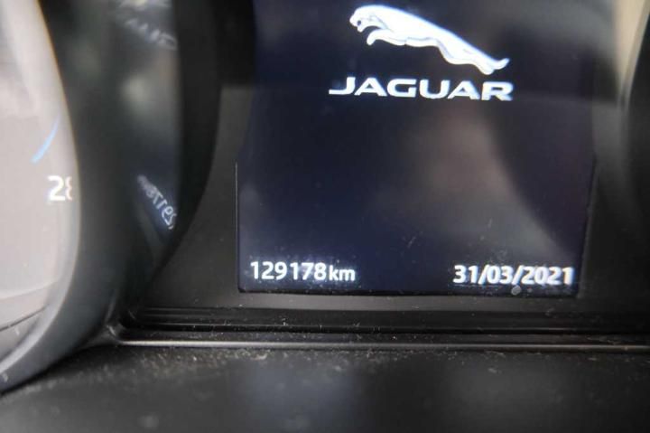 Photo 6 VIN: SAJAB4BN6HCP05962 - JAGUAR XE &#3914 