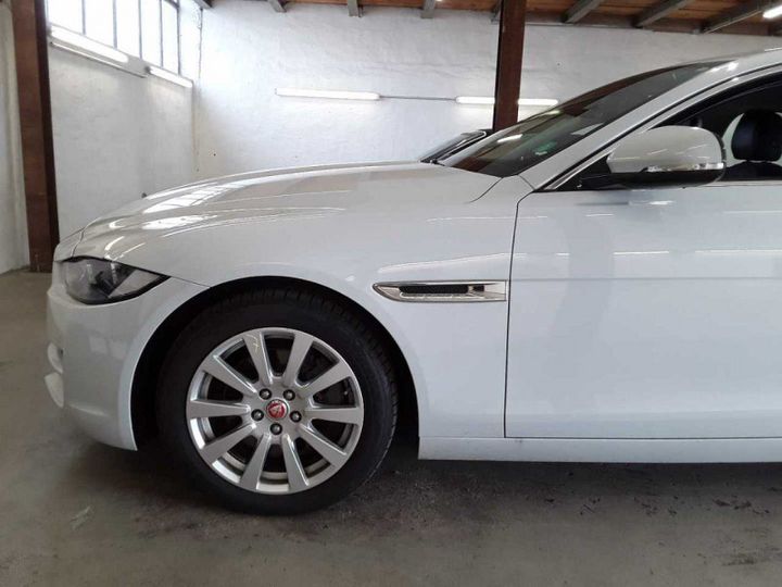 Photo 17 VIN: SAJAB4BN6JCP37767 - JAGUAR XE 