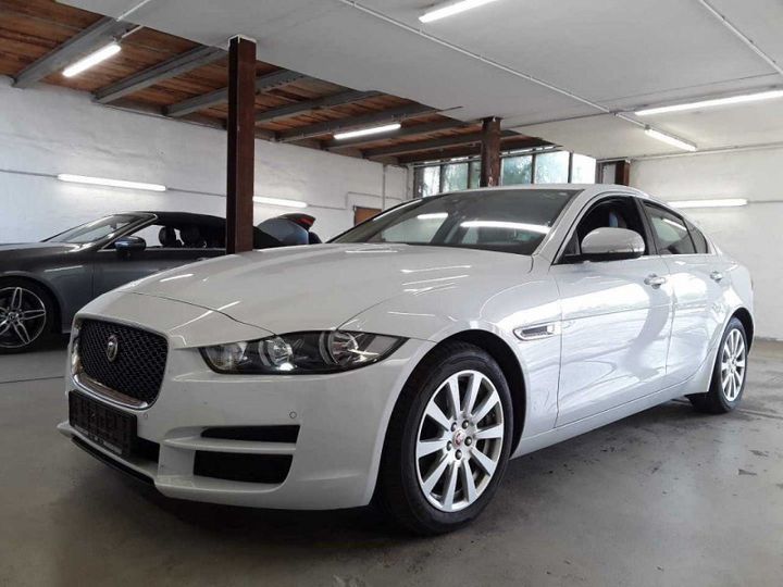 Photo 2 VIN: SAJAB4BN6JCP37767 - JAGUAR XE 