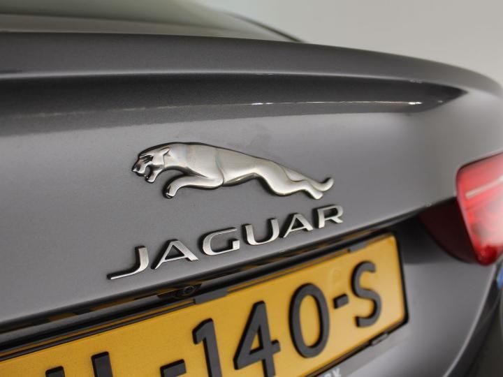 Photo 10 VIN: SAJAB4BN7GA929008 - JAGUAR XE 