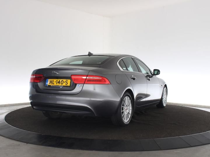 Photo 3 VIN: SAJAB4BN7GA929008 - JAGUAR XE 