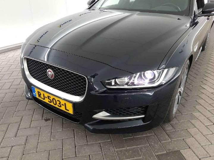 Photo 15 VIN: SAJAB4BN8HCP15280 - JAGUAR XE 