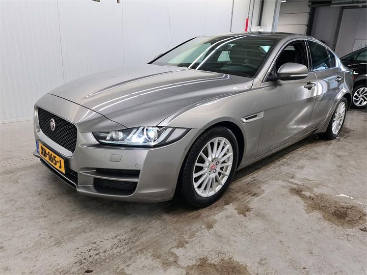 Photo 32 VIN: SAJAB4BN8JCP40931 - JAGUAR XE 