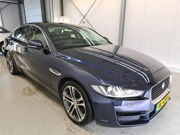 Photo 2 VIN: SAJAB4BN9HCP11688 - JAGUAR XE 