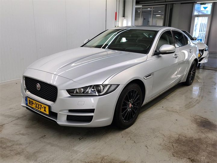 Photo 1 VIN: SAJAB4BN9JCP35401 - JAGUAR XE 