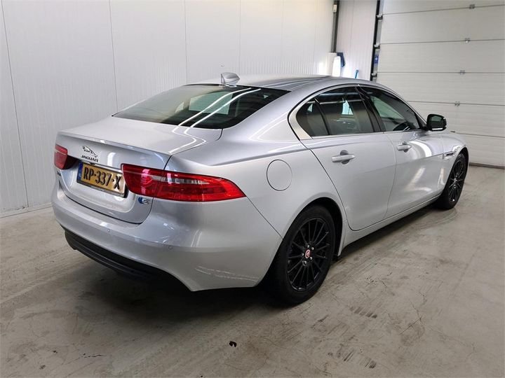 Photo 4 VIN: SAJAB4BN9JCP35401 - JAGUAR XE 