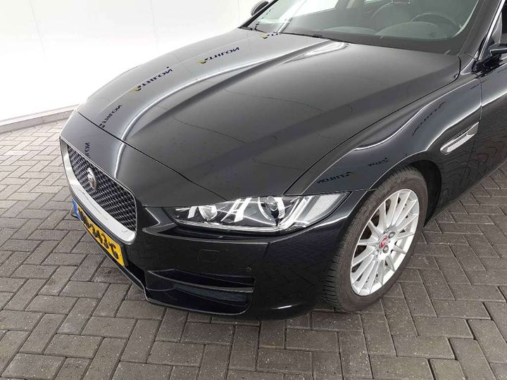 Photo 19 VIN: SAJAB4BNXHCP08024 - JAGUAR XE 