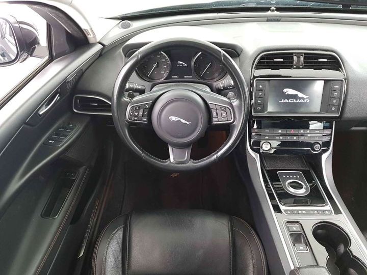 Photo 7 VIN: SAJAB4BNXHCP08024 - JAGUAR XE 