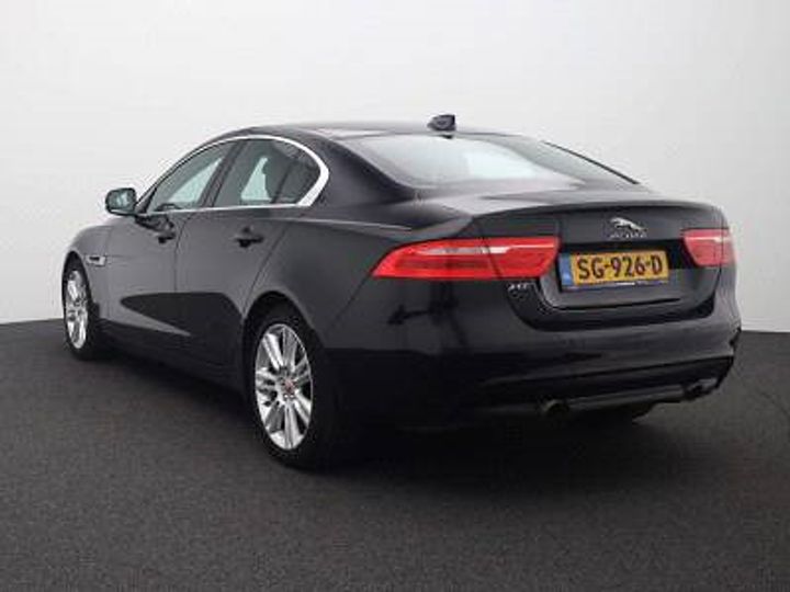 Photo 3 VIN: SAJAB4BX1JCP39380 - JAGUAR XE 