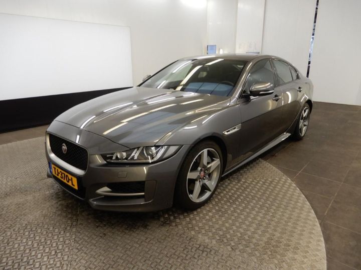 Photo 1 VIN: SAJAB4BX5JCP41200 - JAGUAR XE 