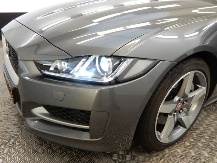 Photo 14 VIN: SAJAB4BX5JCP41200 - JAGUAR XE 