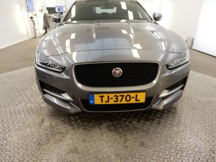 Photo 17 VIN: SAJAB4BX5JCP41200 - JAGUAR XE 