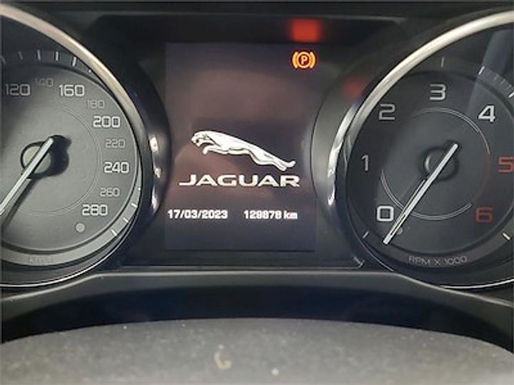 Photo 10 VIN: SAJAB4DN0GA909793 - JAGUAR XE DIESEL 