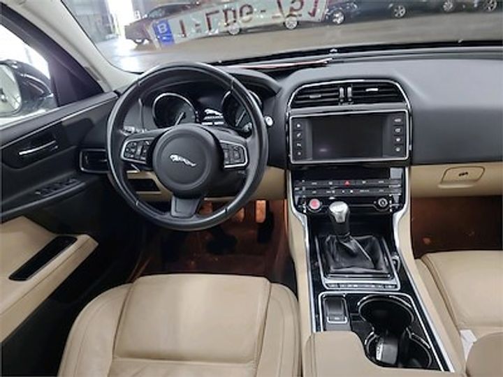 Photo 8 VIN: SAJAB4DN0GA909793 - JAGUAR XE DIESEL 