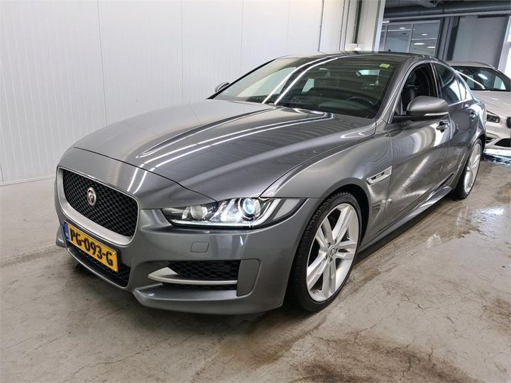 Photo 1 VIN: SAJAB4DN3JCP17652 - JAGUAR XE 