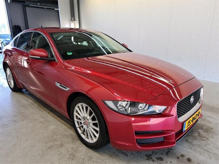 Photo 2 VIN: SAJAB4DN4HA952809 - JAGUAR XE 