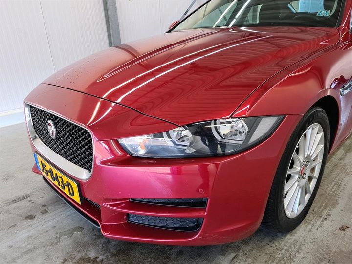 Photo 31 VIN: SAJAB4DN4HA952809 - JAGUAR XE 