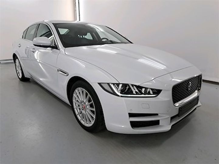 Photo 2 VIN: SAJAB4DN4HCP03186 - JAGUAR XE DIESEL 