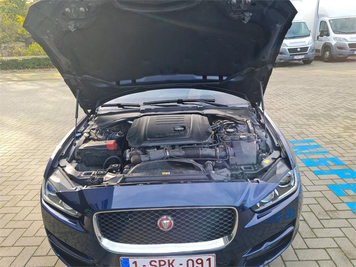 Photo 10 VIN: SAJAB4DN7HCP07071 - JAGUAR XE 