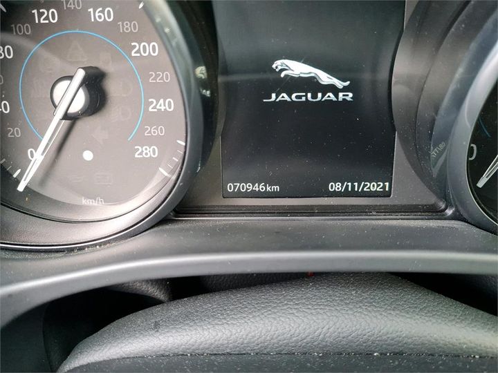 Photo 5 VIN: SAJAB4DN7HCP07071 - JAGUAR XE 