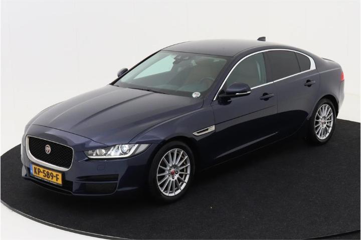 Photo 1 VIN: SAJAB4DN9HCP03832 - JAGUAR XE 