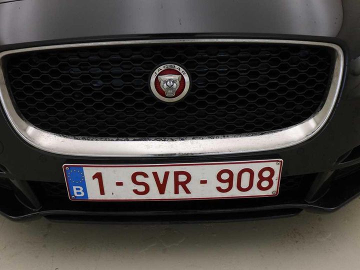 Photo 12 VIN: SAJAB4DNXHCP03273 - JAGUAR XE 