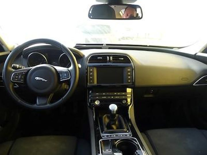 Photo 9 VIN: SAJAB4DNXHCP03659 - JAGUAR XE DIESEL 