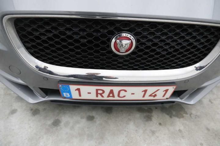 Photo 5 VIN: SAJAB4DNXHCP04200 - JAGUAR XE &#3914 