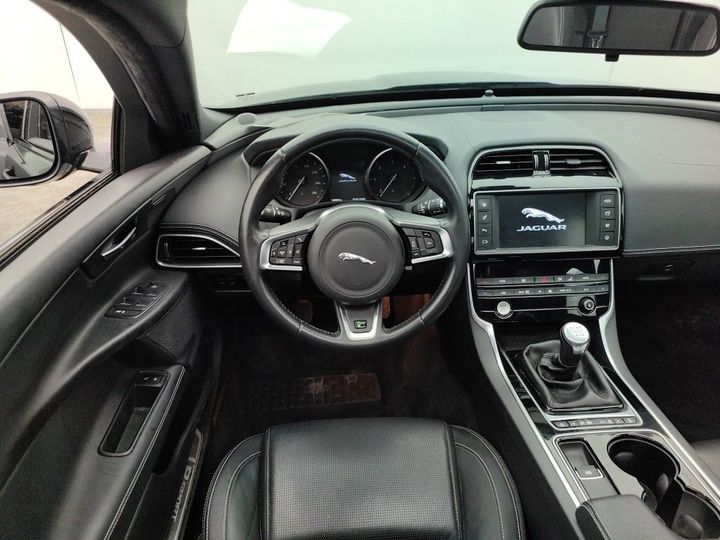 Photo 9 VIN: SAJAB4DNXJCP26378 - JAGUAR XE &#3914 