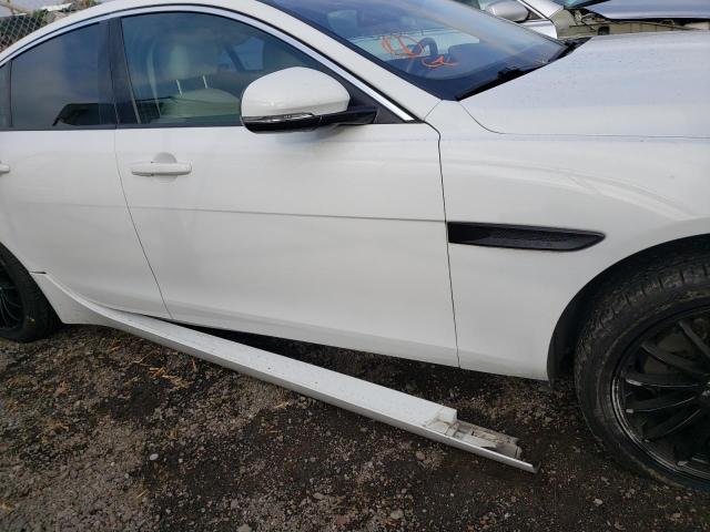 Photo 8 VIN: SAJAD4BG0HA957360 - JAGUAR XE PREMIUM 