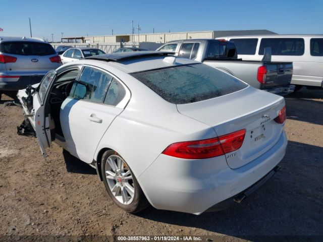 Photo 2 VIN: SAJAD4BG1HA959957 - JAGUAR XE 