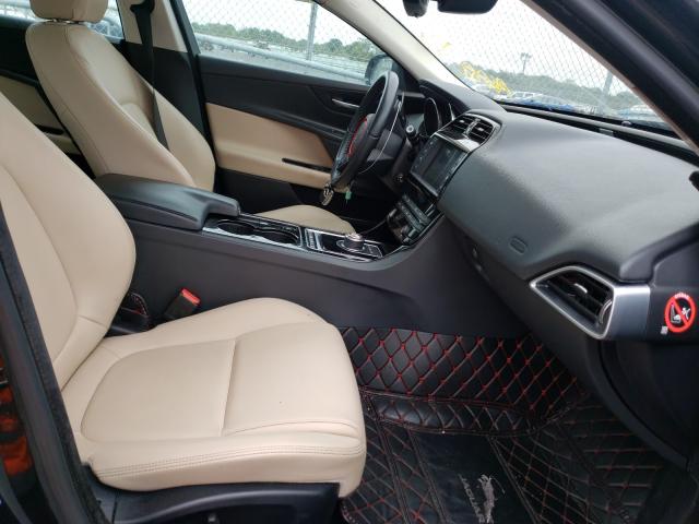 Photo 4 VIN: SAJAD4BG4HA966725 - JAGUAR XE PREMIUM 