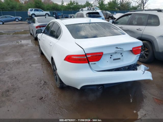 Photo 2 VIN: SAJAD4BG5HA951778 - JAGUAR XE 