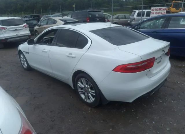 Photo 2 VIN: SAJAD4BG5HA975160 - JAGUAR XE 