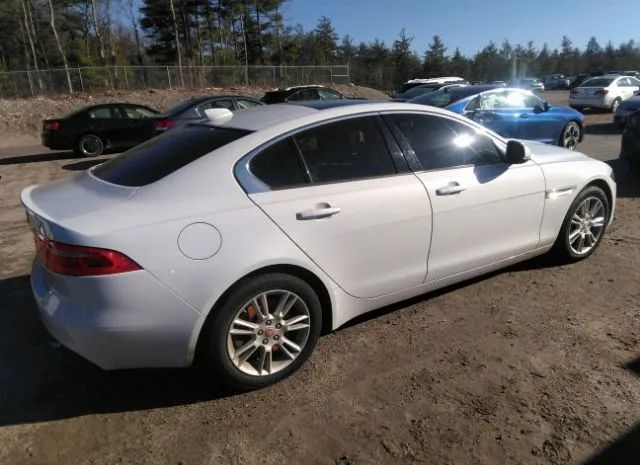 Photo 3 VIN: SAJAD4BG7HA953757 - JAGUAR XE 