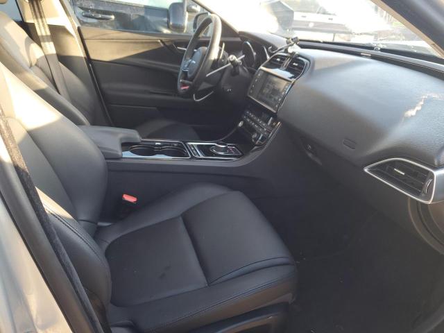 Photo 4 VIN: SAJAD4BG9HA953145 - JAGUAR XE PREMIUM 