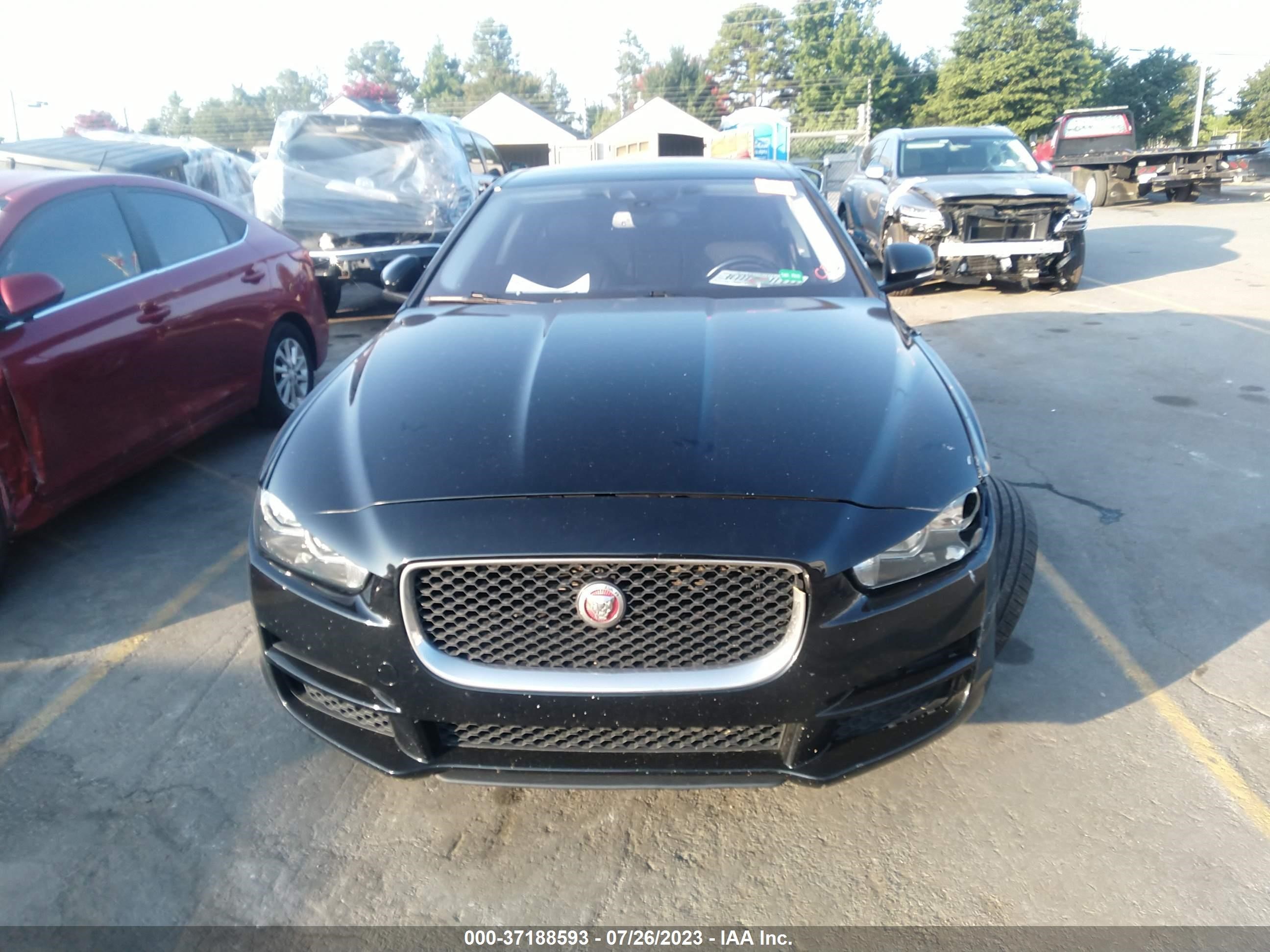 Photo 11 VIN: SAJAD4BV3HA901024 - JAGUAR XE 