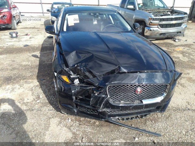 Photo 5 VIN: SAJAD4EV0JCP25894 - JAGUAR XE 