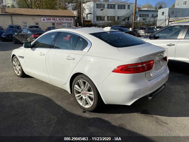 Photo 2 VIN: SAJAD4FX1KCP50031 - JAGUAR XE 